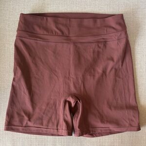 Tom Cat Size Large Women's High-Rise Performance Bike Shorts — Rust